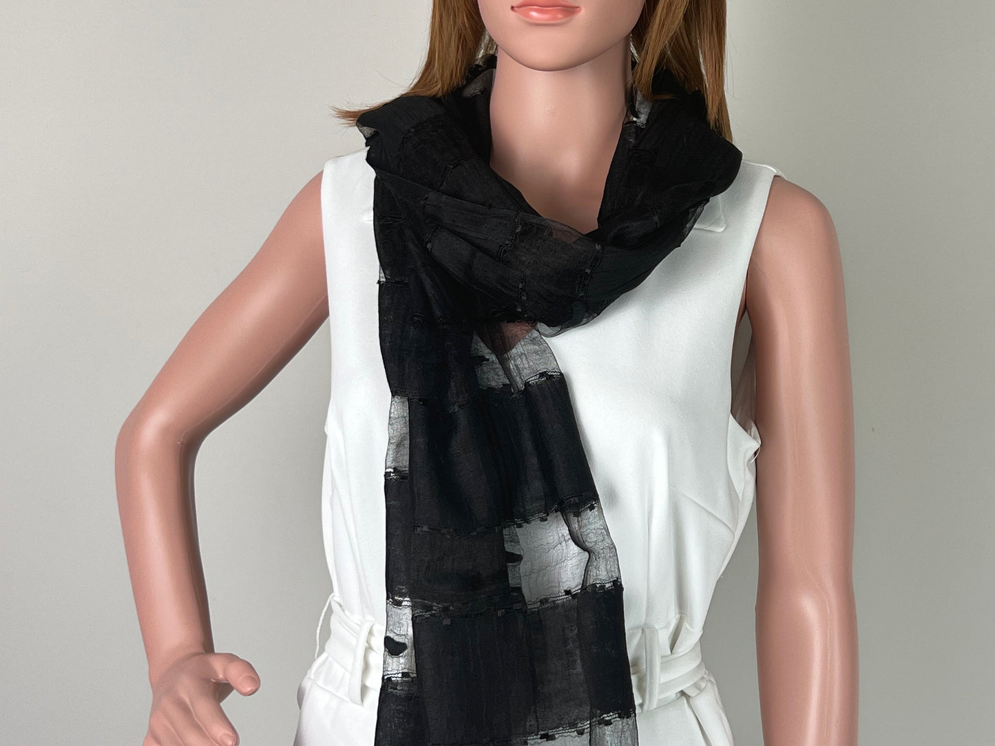 Luxemin Nashville Collection Black Women's %100 Silk with Silk Cocoon Shawls and Wraps