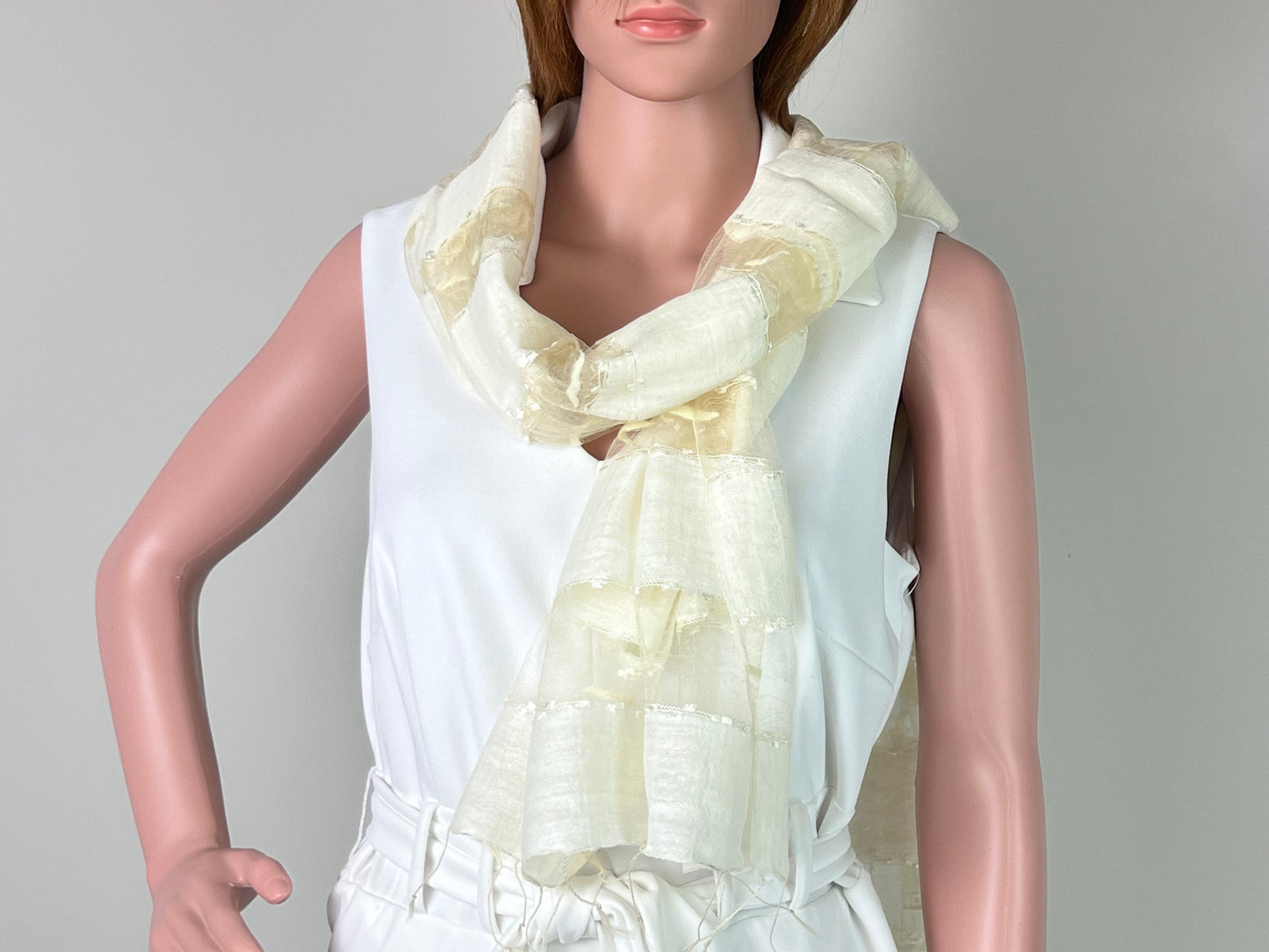 Luxemin Nashville Collection White Women's %100 Silk with Silk Cocoon Shawls and Wraps