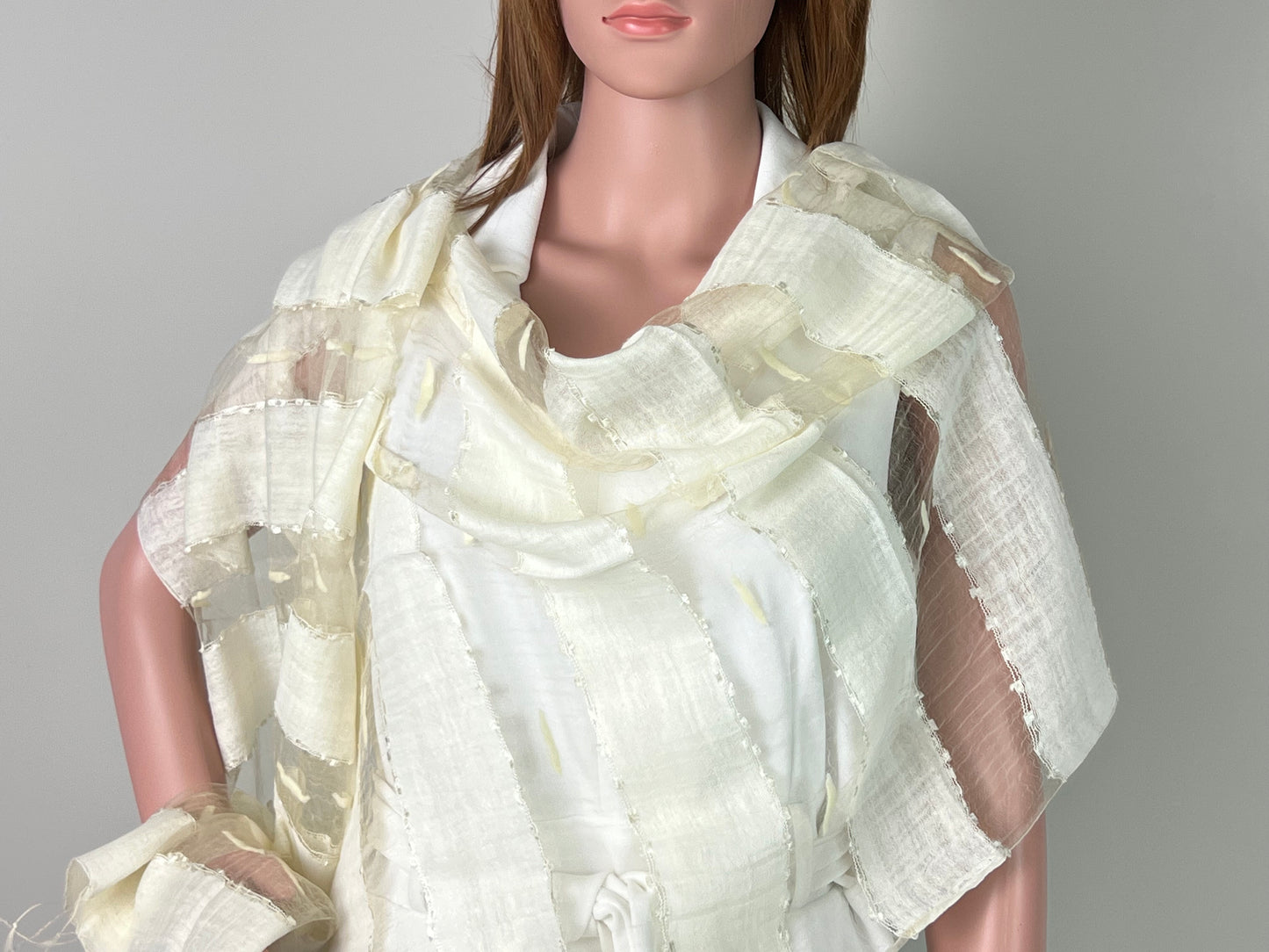 Luxemin Nashville Collection White Women's %100 Silk with Silk Cocoon Shawls and Wraps